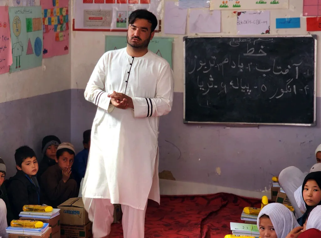 Gate of Hope — girls education program in Afghanistan, photo 3